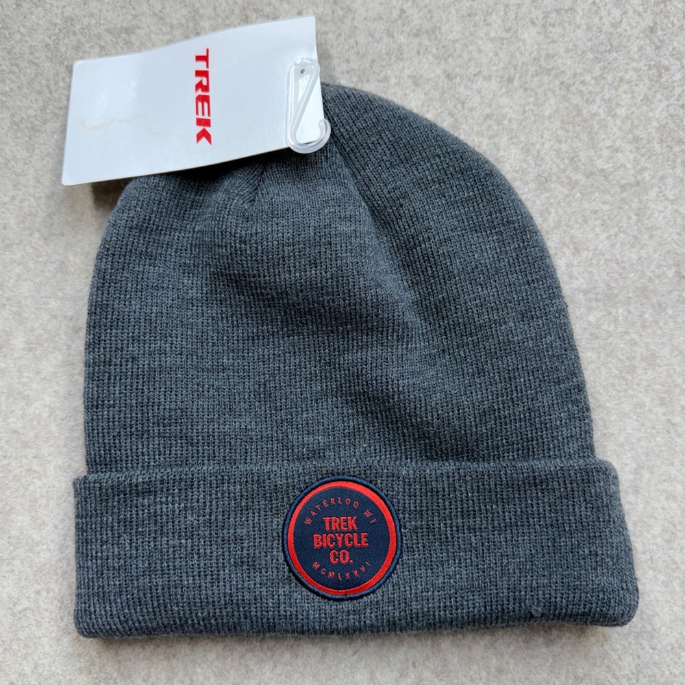 Trek Circle Beanie Unisex Gray Gorpcore Cycling Minimalist Biking Athleisure